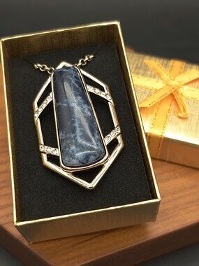 White House Black Market Third Eye Chakra Sodalite Stone Gold Tone Necklace